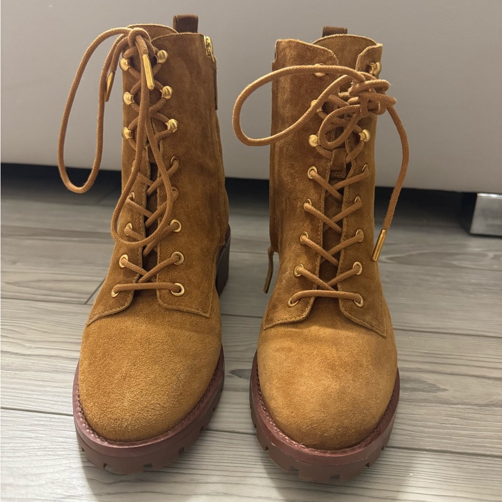 Tory Burch boots 🥾 Brown / Box included / Like new
